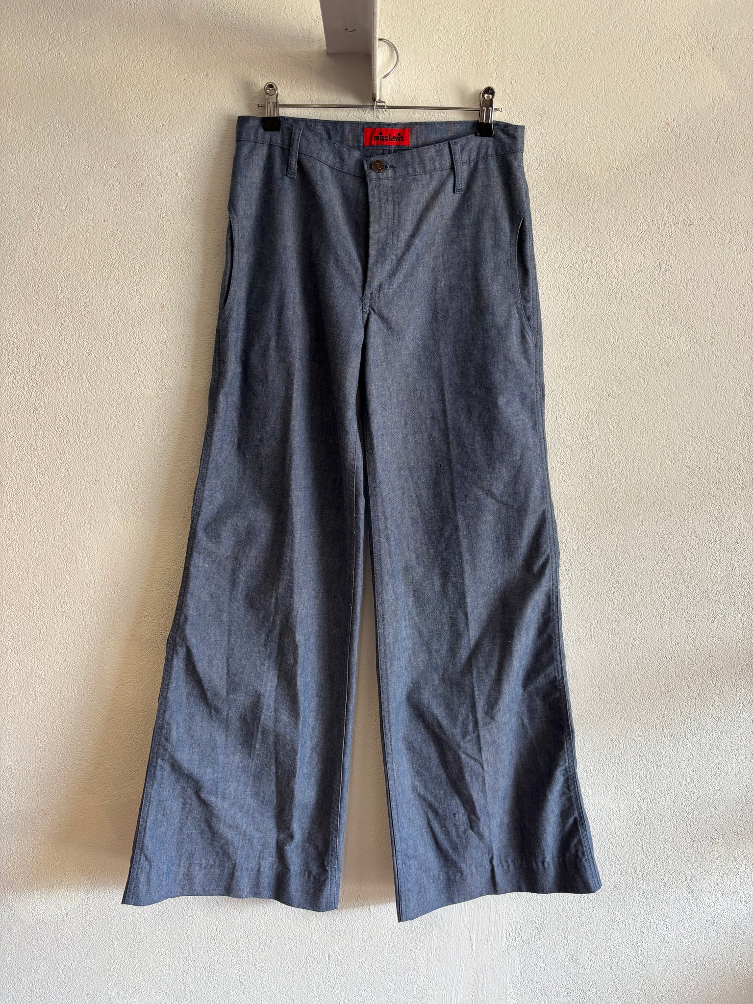 Levi's W28L34 flare Big-E 70s