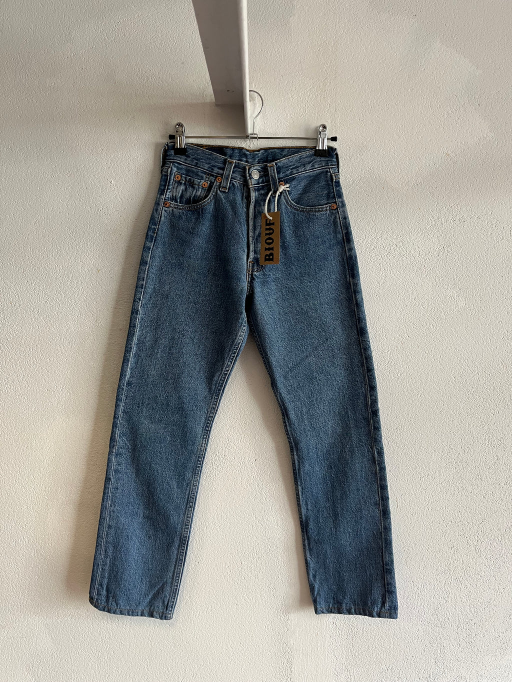 Levi's 501 W25 raccourci 1997 Made in France