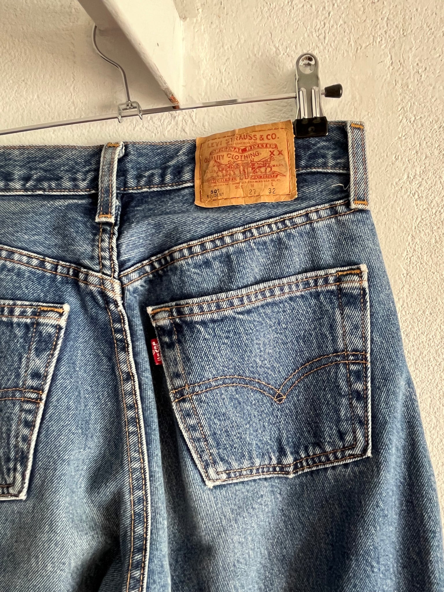 Levi's 501 STUDENT upcyclé W27L32 Made in USA 90s