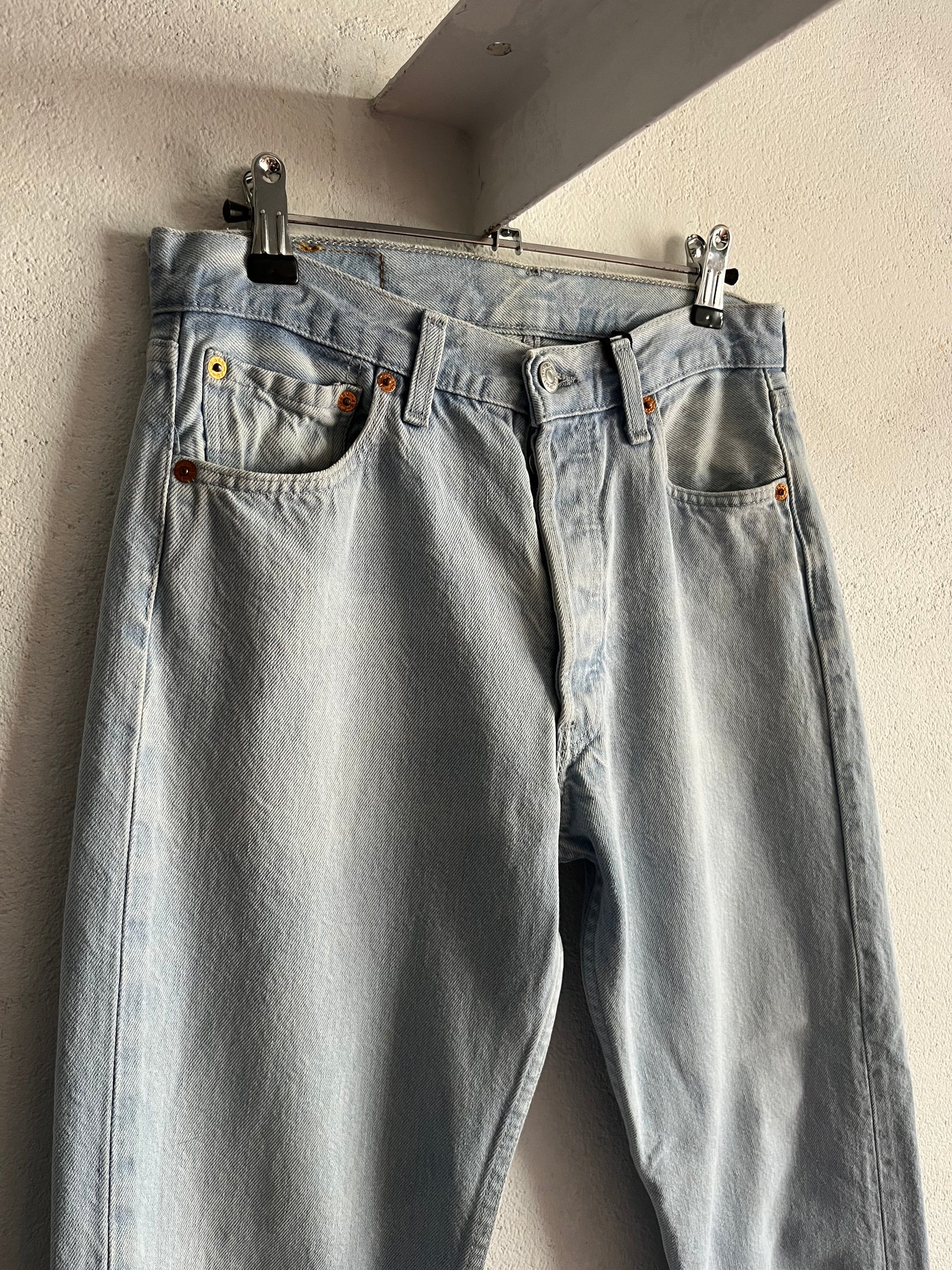 Levi's 501 W30L34 raccourci 1999